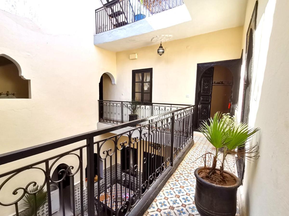 Dar Mirai Hotel Marrakesh Bagian luar foto